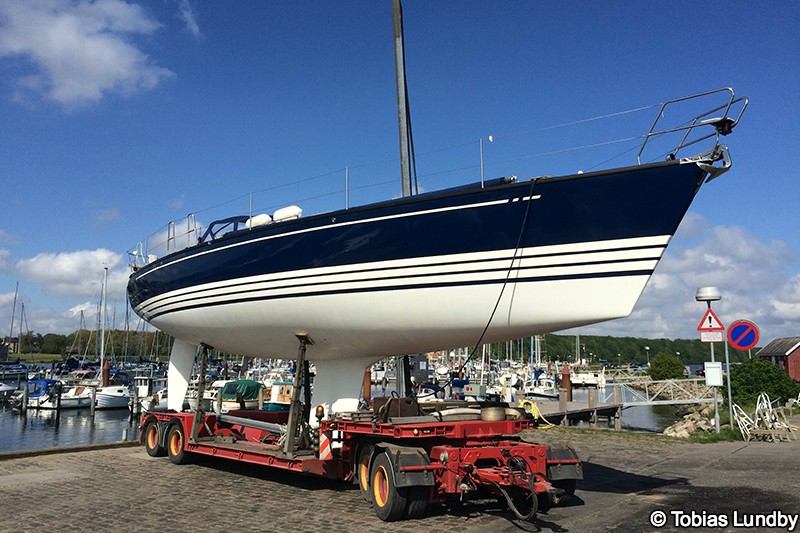 x 442 yacht for sale